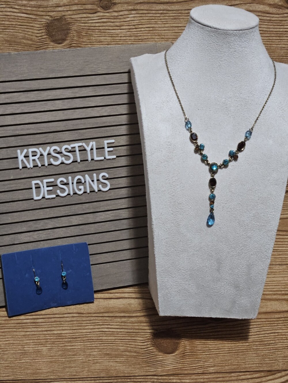 Avon Teal Topaz Y necklace And Earring set